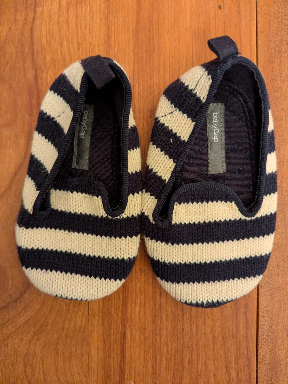✨NEW!✨ Baby GAP Navy & White Striped Baby Slip-On Shoes - 12-24 mos